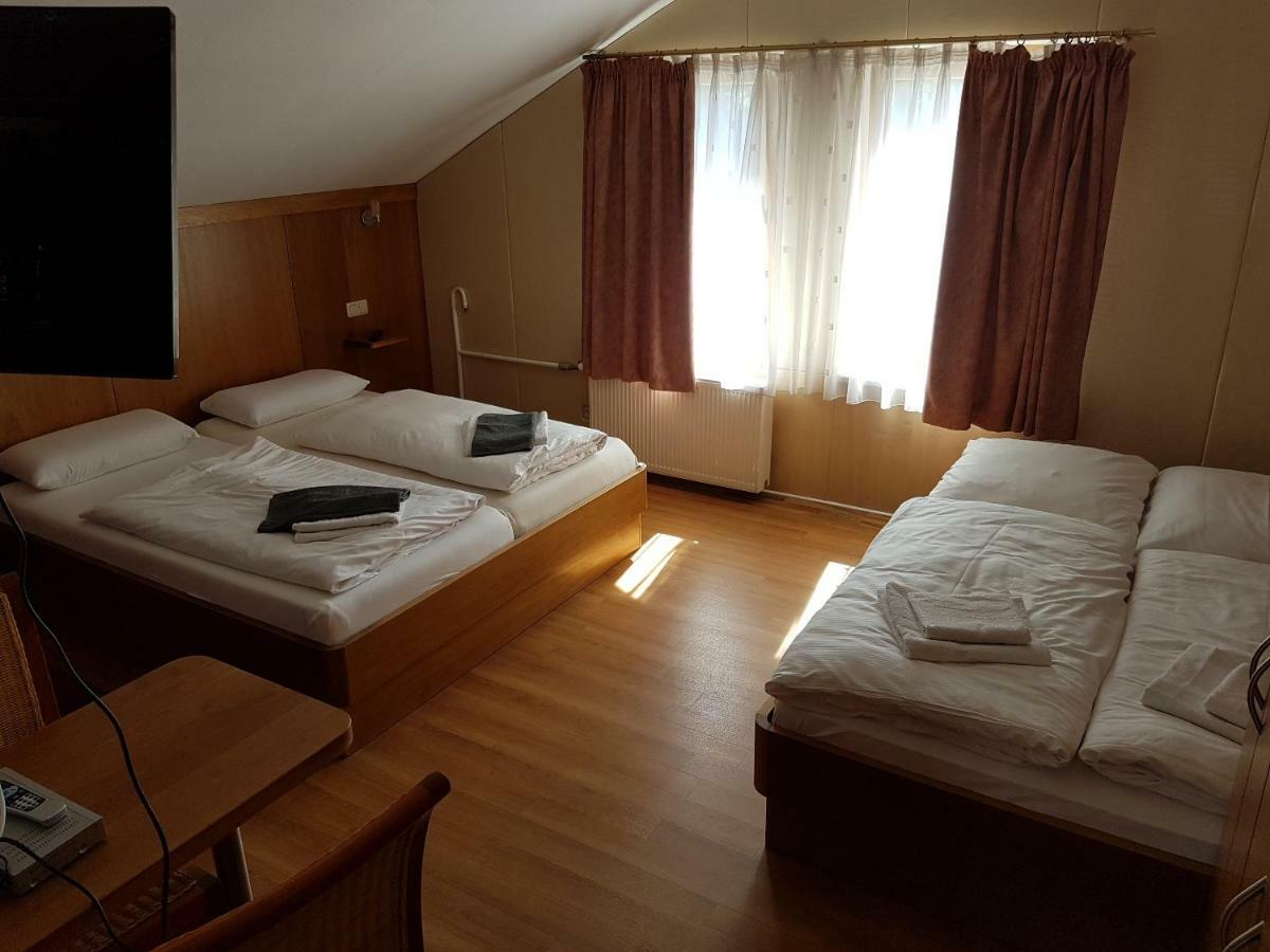 Hotel - Restaurant Sophienaue إيزيناخ المظهر الخارجي الصورة