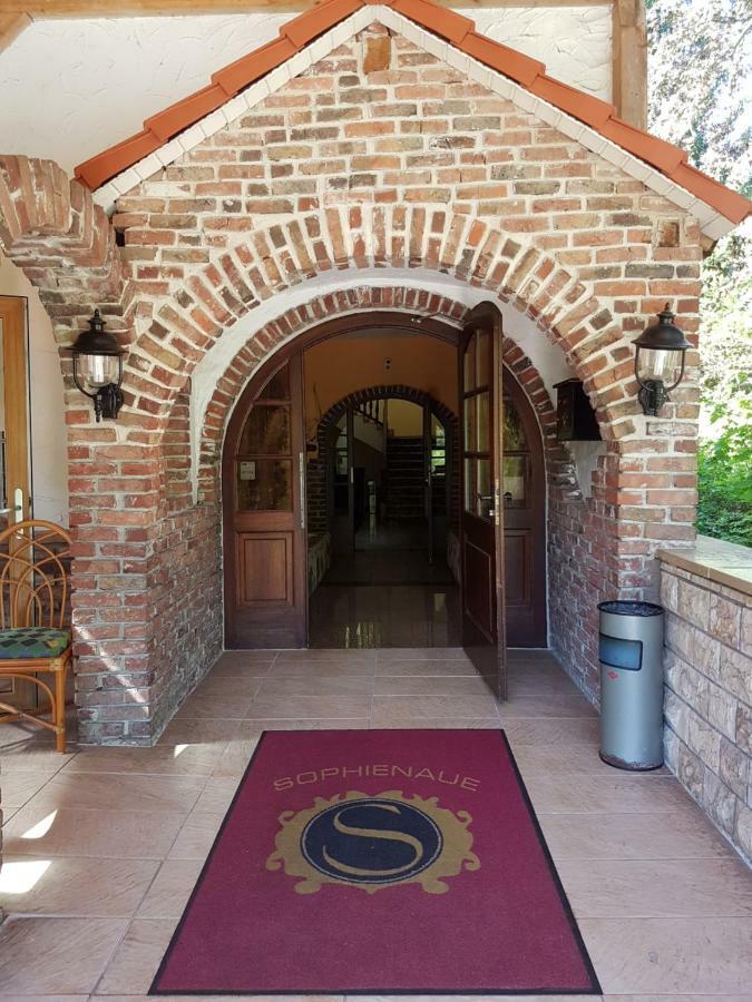 Hotel - Restaurant Sophienaue إيزيناخ المظهر الخارجي الصورة